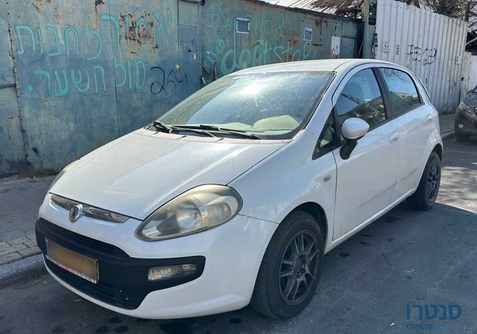 2010' Fiat Punto Evo פיאט פונטו איבו photo #1