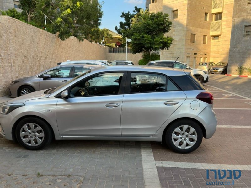 2020' Hyundai i20 יונדאי photo #4