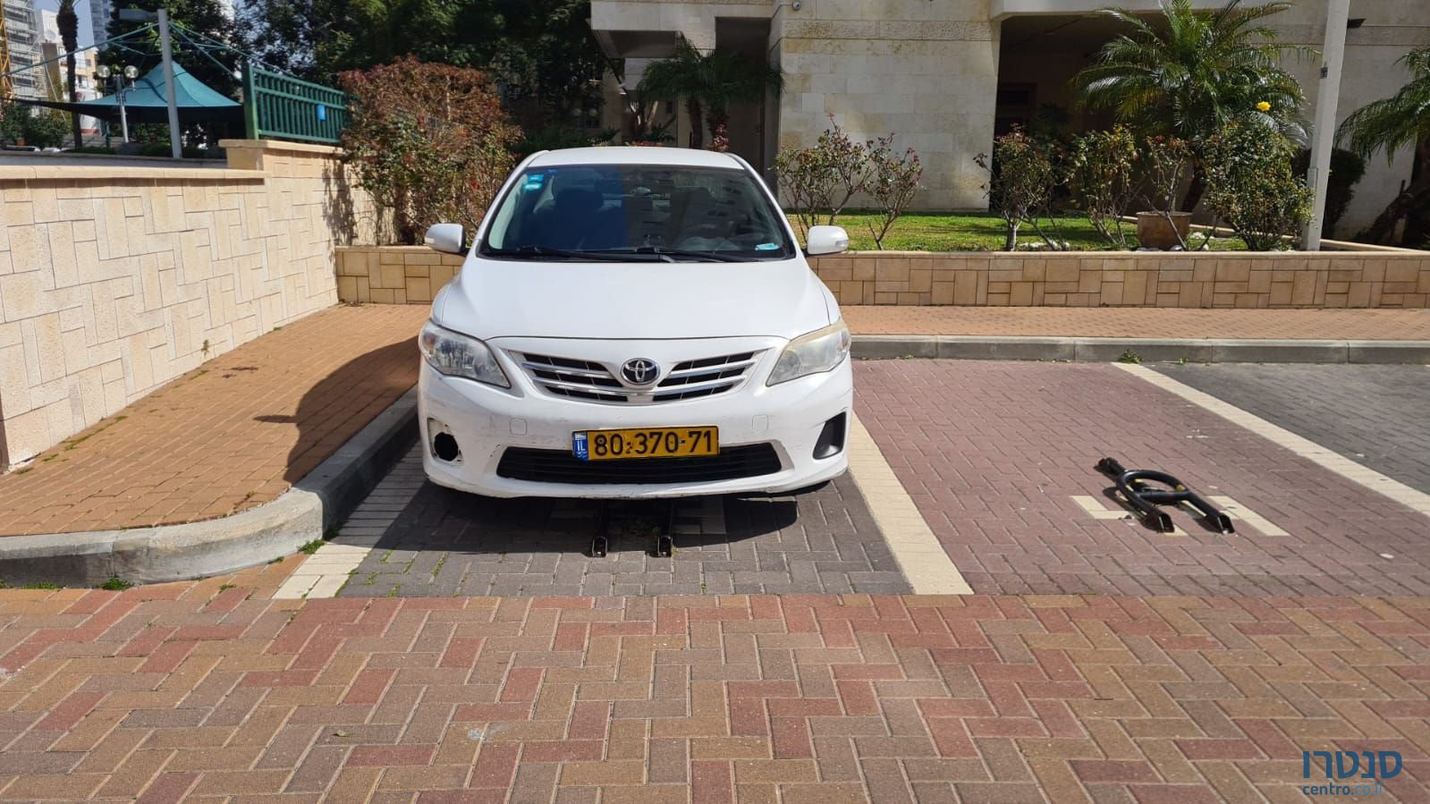 2010' Toyota Corolla טויוטה קורולה photo #1