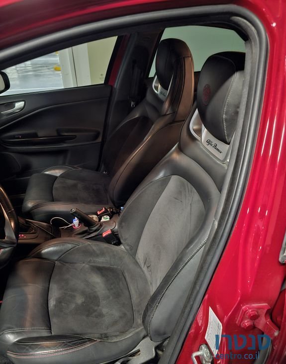 2017' Alfa Romeo Giulietta אלפא רומיאו ג'ולייטה photo #6