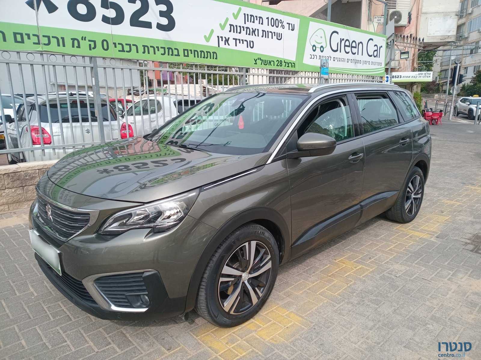 2019' Peugeot 5008 photo #1