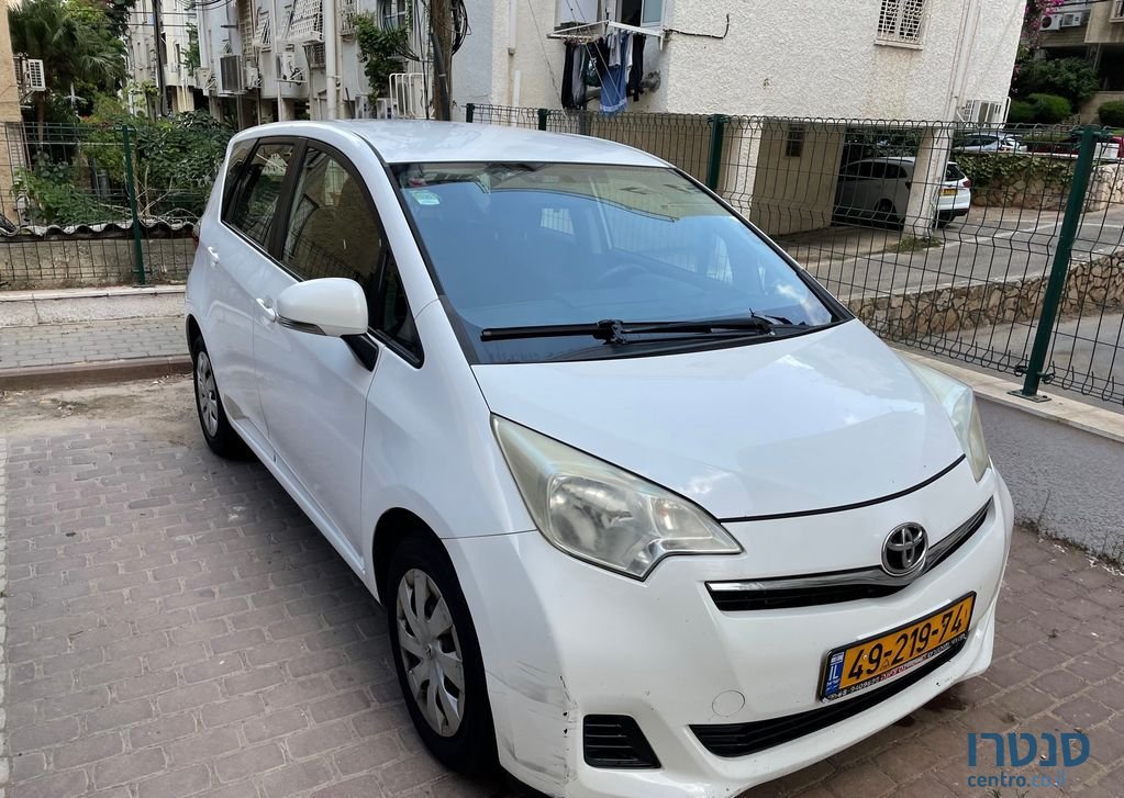 2011' Toyota טויוטה ספייס ורסו photo #1