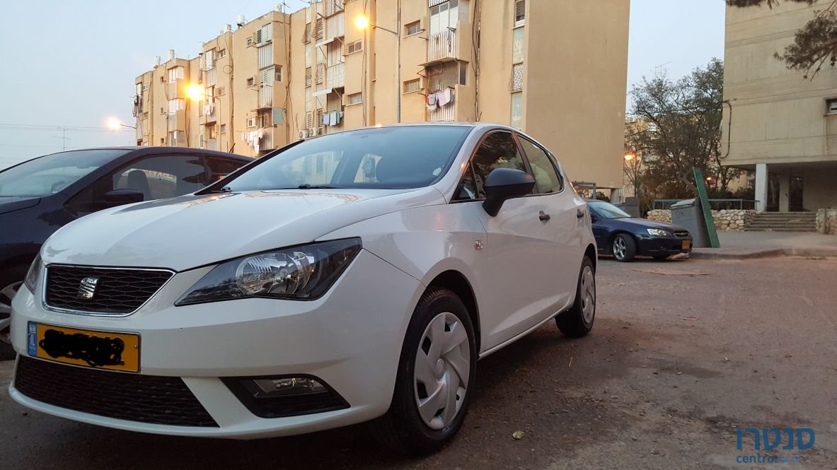 2013' SEAT Ibiza photo #4