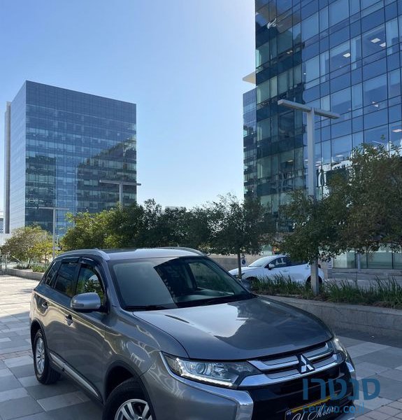 2017' Mitsubishi Outlander מיצובישי אאוטלנדר photo #2