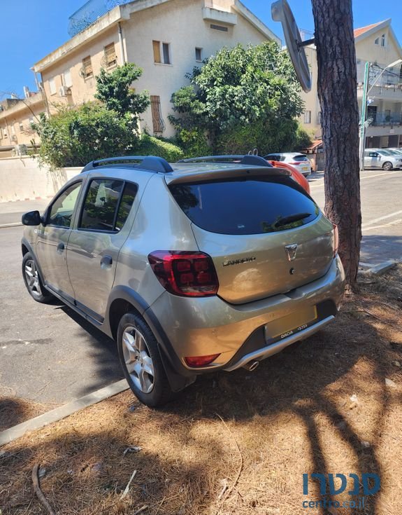2020' Dacia Sandero דאצ'יה סנדרו Stepway photo #3