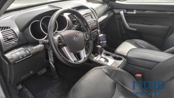 2011' Kia Sorento photo #3