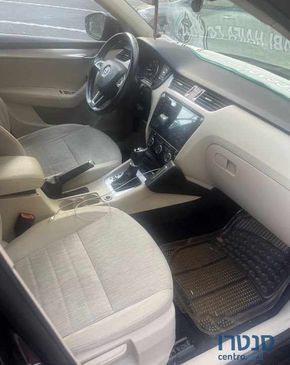 2017' Skoda Octavia סקודה אוקטביה photo #6