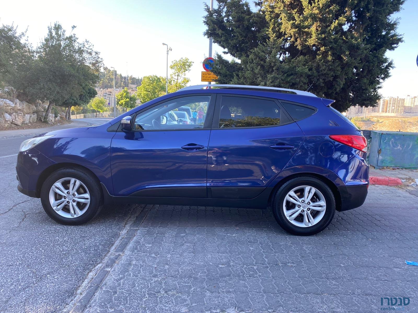 2010' Hyundai ix35 photo #7