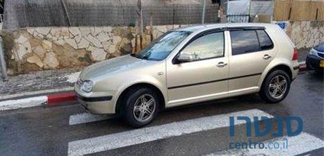 2004' Volkswagen Golf photo #1