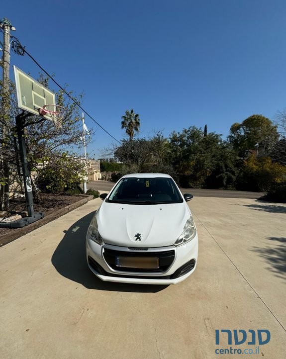 2016' Peugeot 208 פיג'ו photo #5