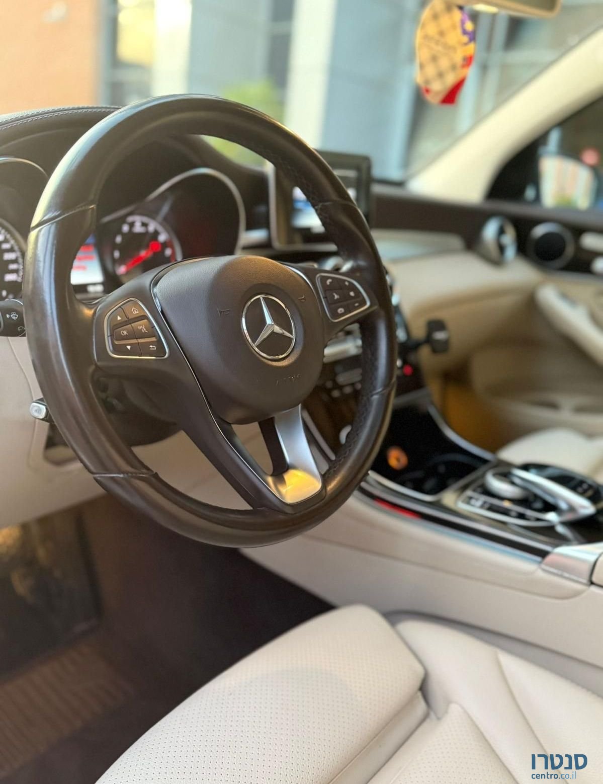 2017' Mercedes-Benz Glc Coupe מרצדס-בנץ photo #5