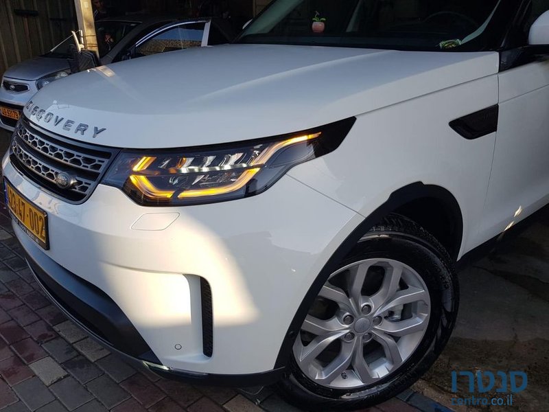 2021' Land Rover Discovery לנד רובר דיסקברי photo #2