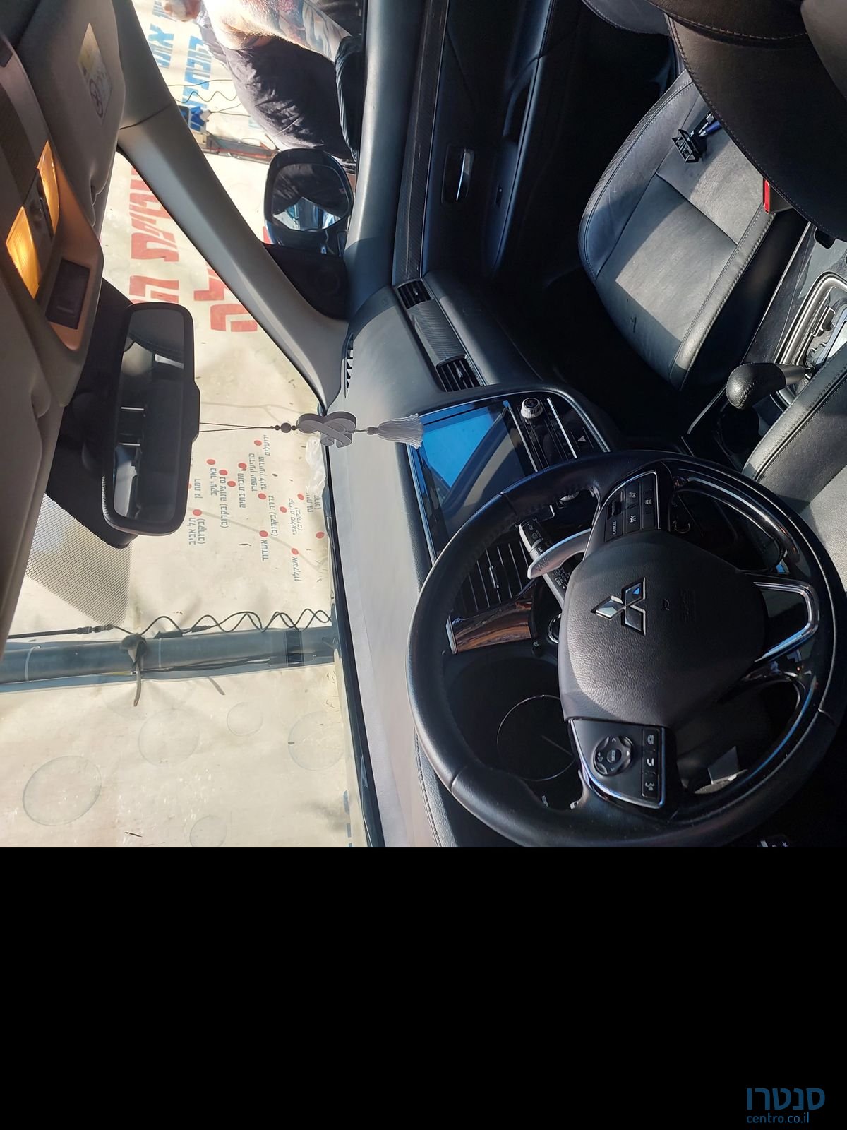 2021' Mitsubishi Outlander מיצובישי אאוטלנדר photo #2