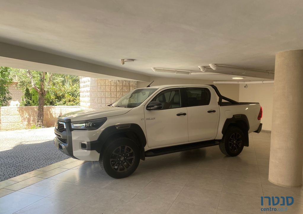 2022' Toyota Hilux 4x4 טויוטה היילקס photo #1
