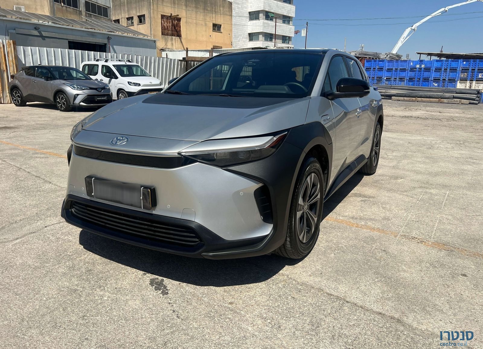 2024' Toyota bZ4X טויוטה photo #1
