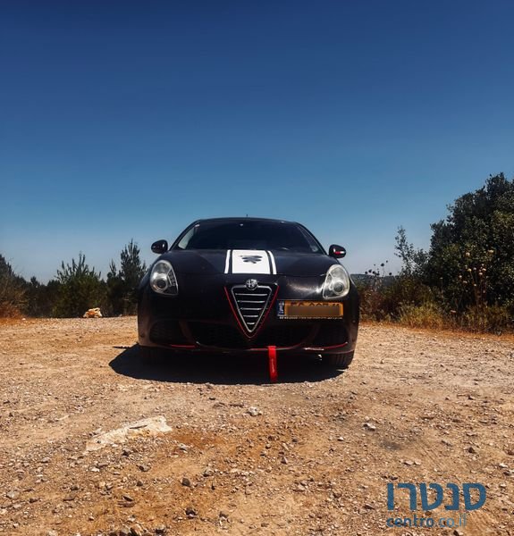 2013' Alfa Romeo Giulietta אלפא רומיאו ג'ולייטה photo #1