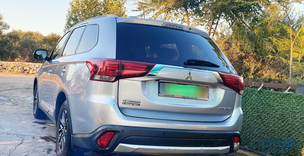 2016' Mitsubishi Outlander מיצובישי אאוטלנדר photo #3
