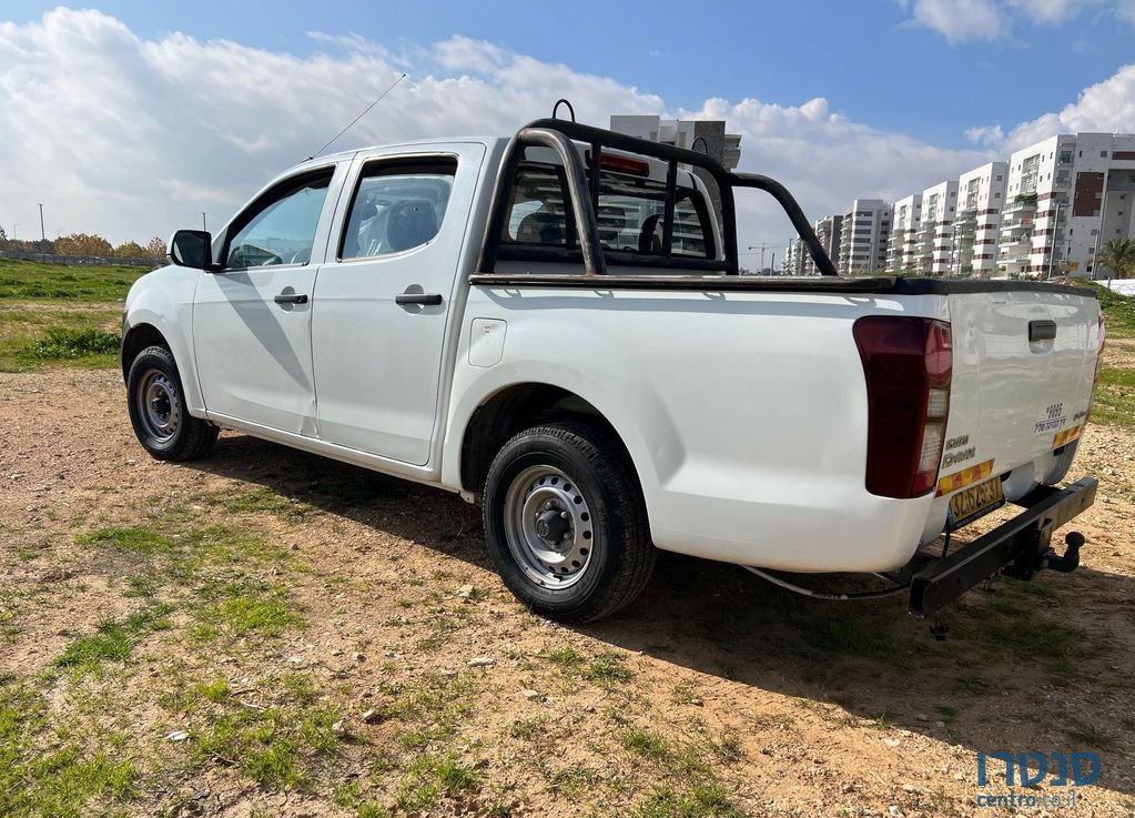 2015' Isuzu 2X4 D-Max איסוזו photo #6