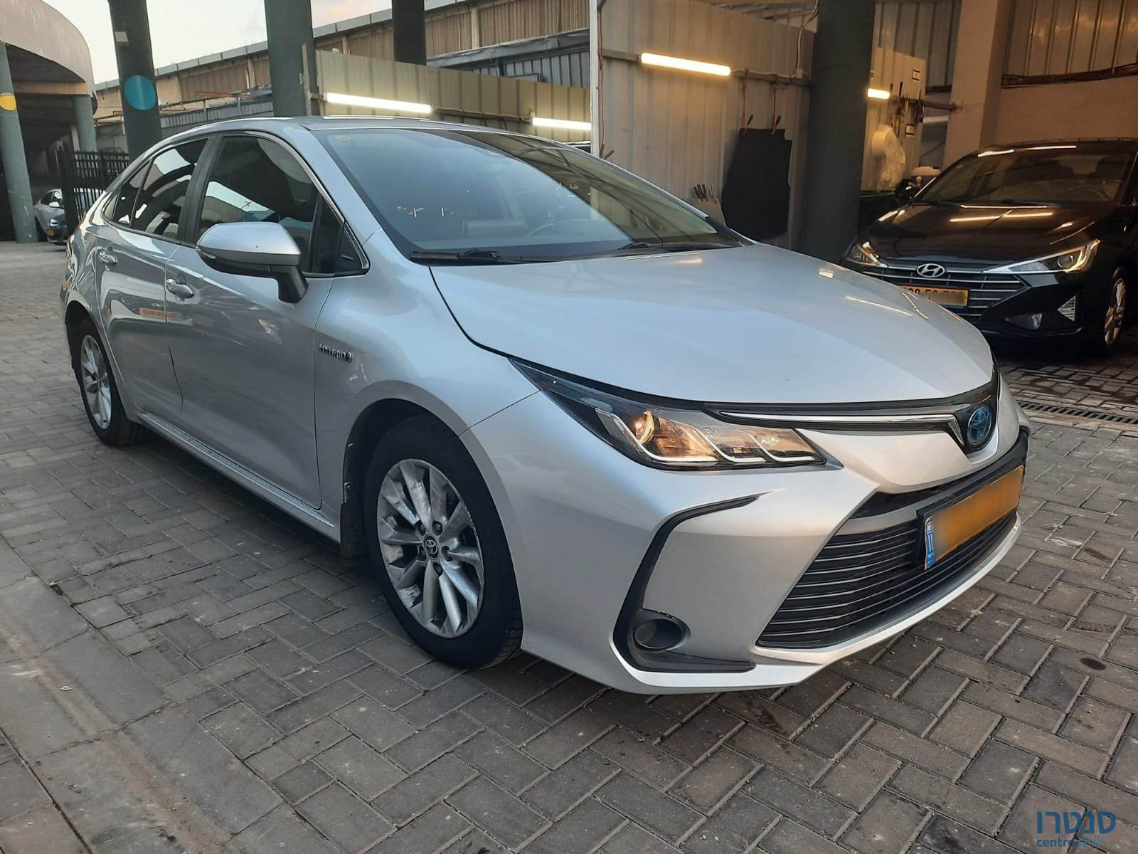 2018' Toyota Corolla photo #2