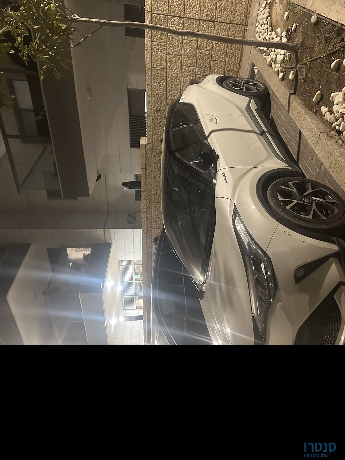 2001' Toyota C-HR טויוטה photo #3