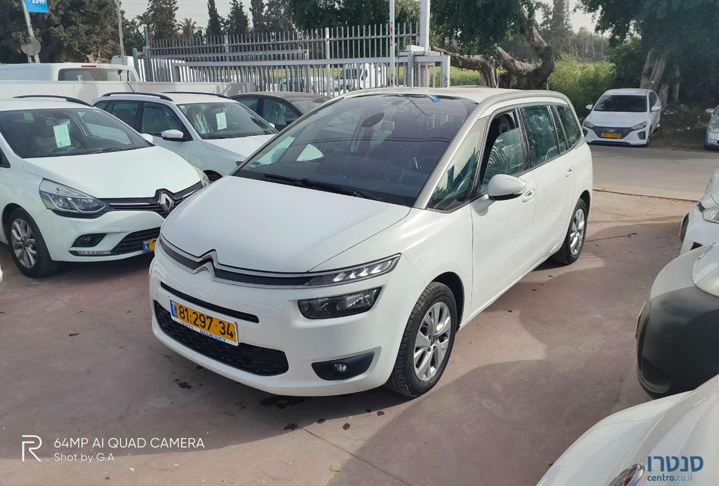 2015' Citroen C4 Picasso סיטרואן C4 פיקאסו photo #2