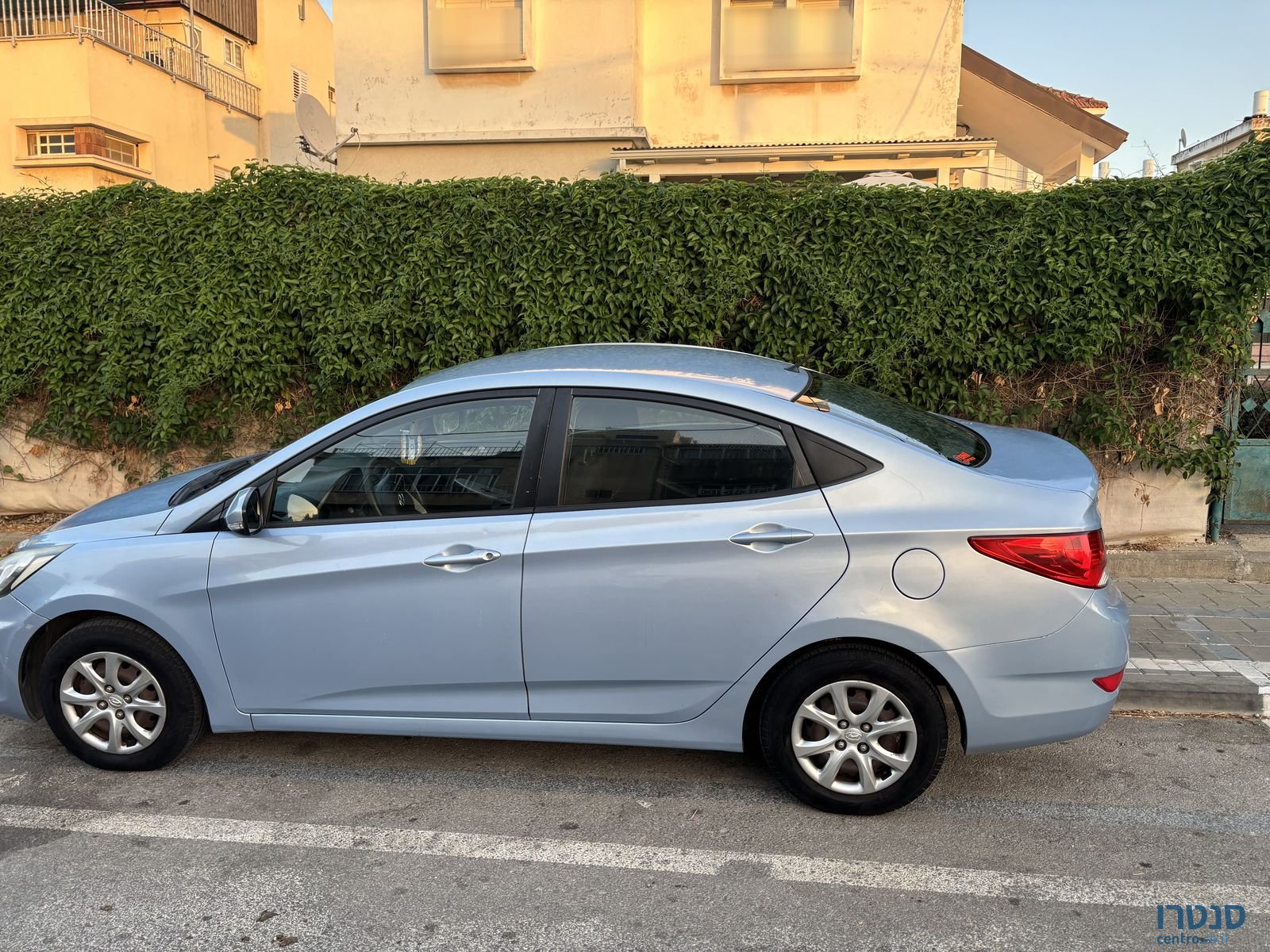 2013' Hyundai Accent יונדאי אקסנט photo #1