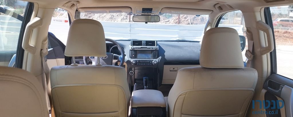 2014' Toyota Land Cruiser טויוטה לנד קרוזר photo #3