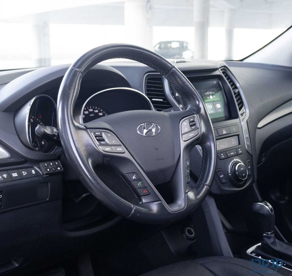 2018' Hyundai Santa Fe יונדאי סנטה פה photo #5
