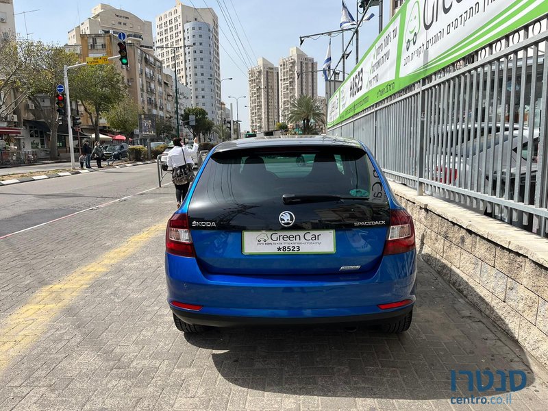 2015' Skoda Rapid סקודה ראפיד photo #5