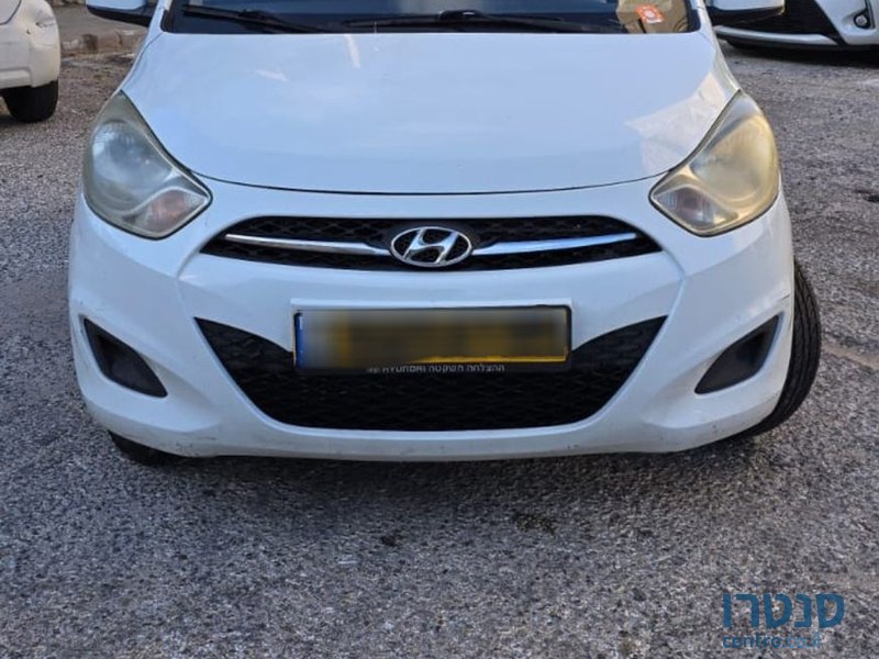 2011' Hyundai i10 יונדאי photo #1