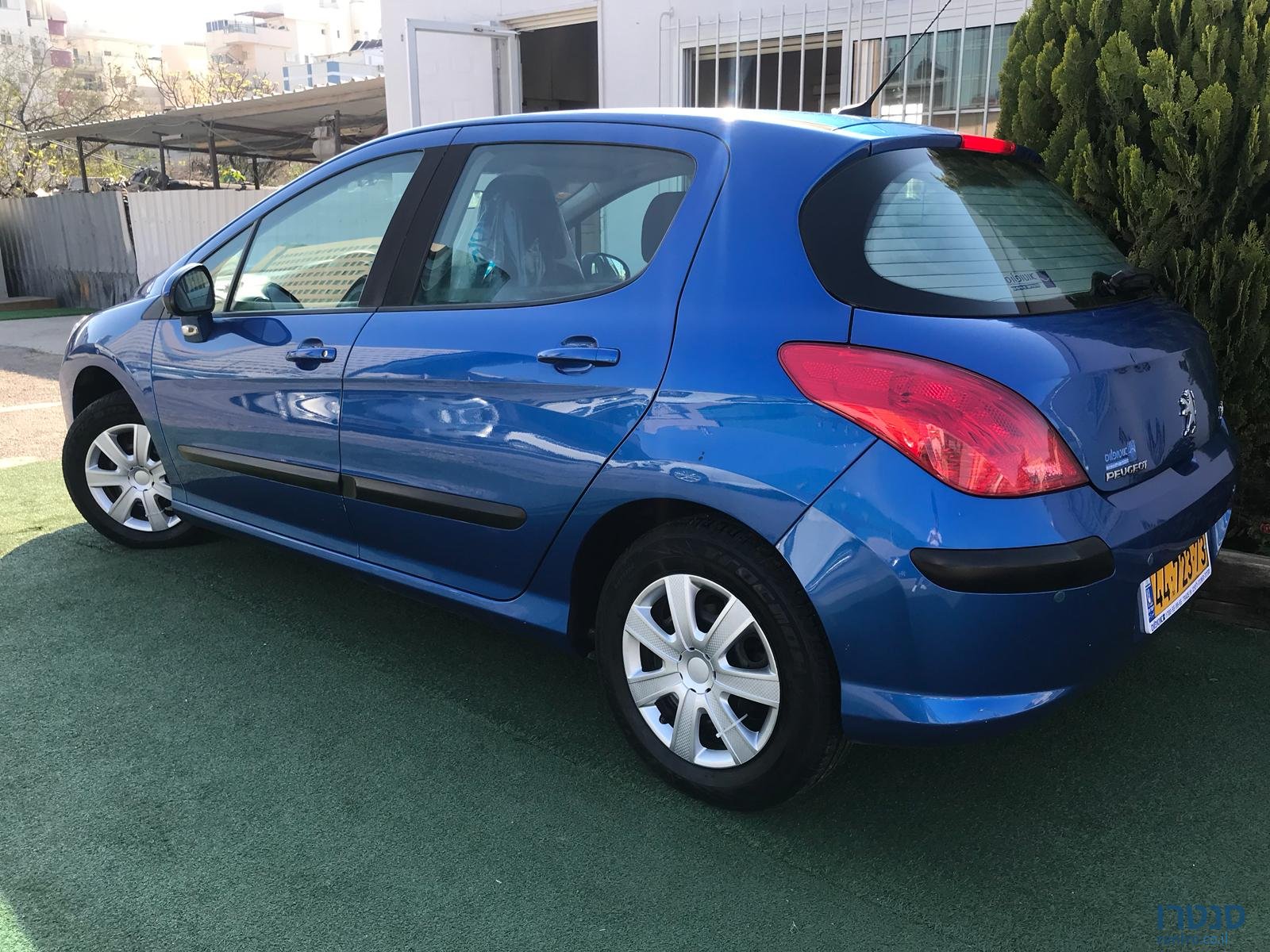 2010' Peugeot 308 photo #5