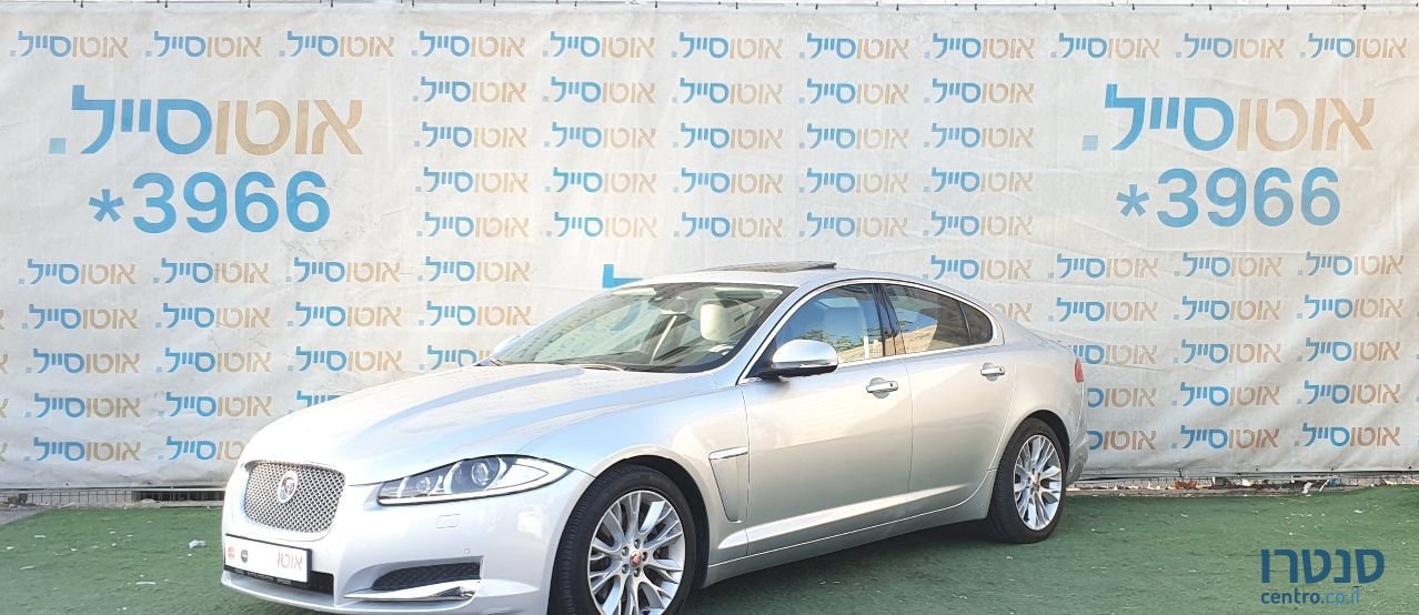 2015' Jaguar XF יגואר photo #1