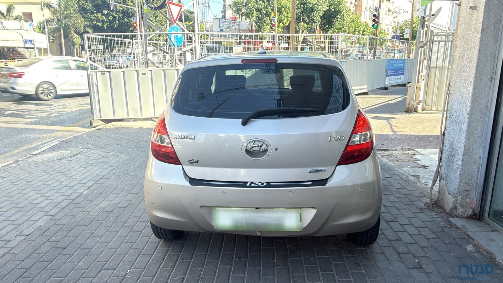 2010' Hyundai i10 photo #5