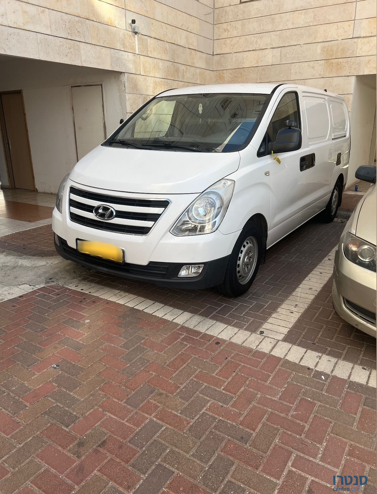 2016' Hyundai H-1 יונדאי photo #1