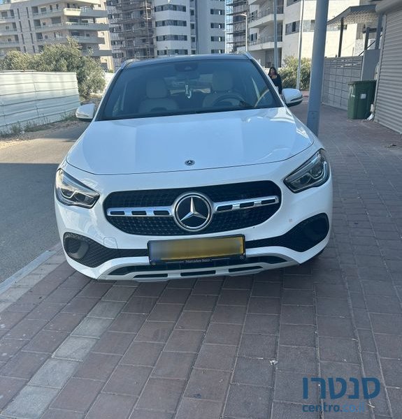 2021' Mercedes-Benz GLA מרצדס photo #2