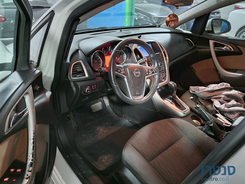 2014' Opel Astra אופל אסטרה photo #3