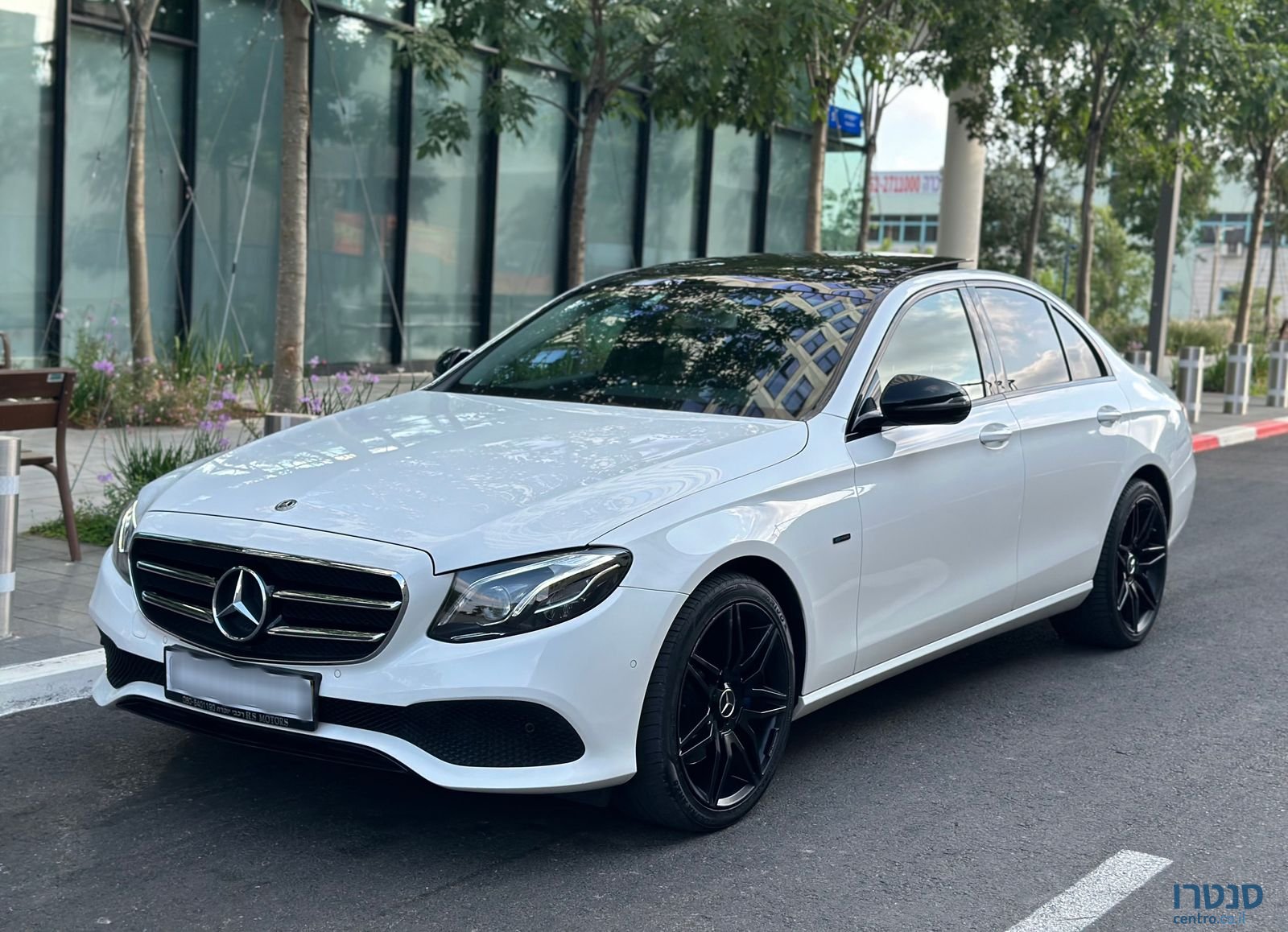 2021' Mercedes-Benz E-Class מרצדס-בנץ photo #3