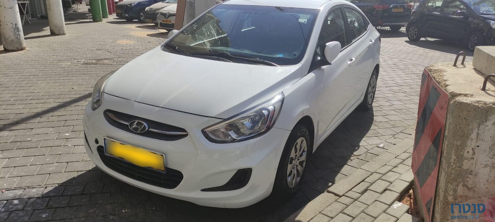 2016' Hyundai i25 יונדאי photo #1