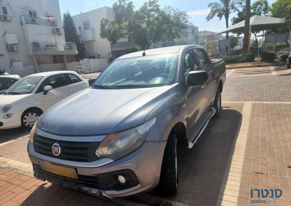 2017' Fiat פיאט פולבק photo #2