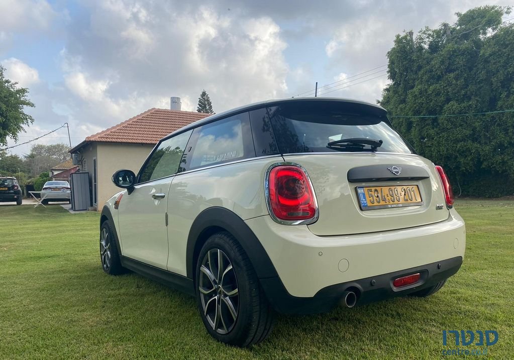 2019' MINI One מיני photo #3