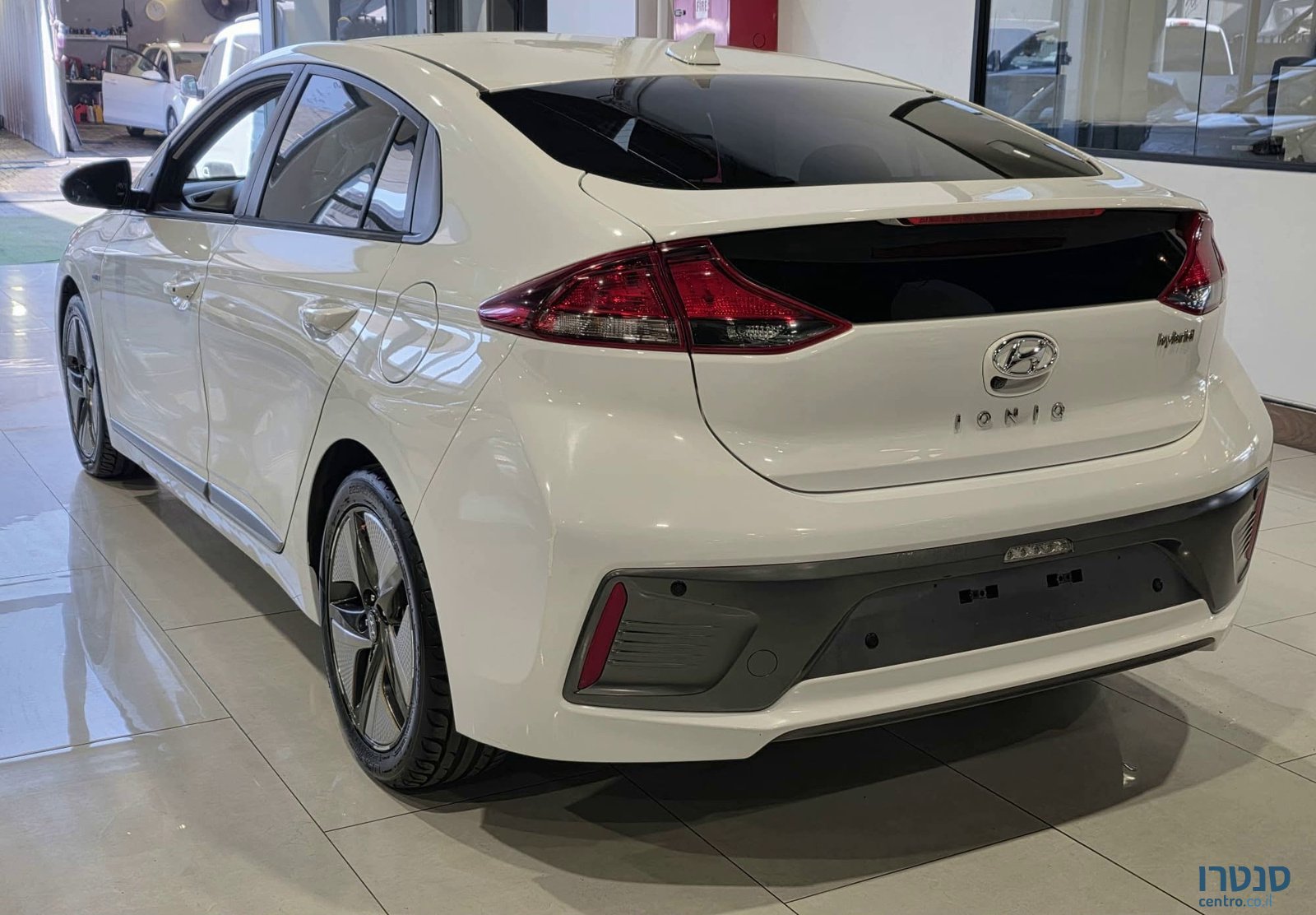 2019' Hyundai Ioniq photo #4
