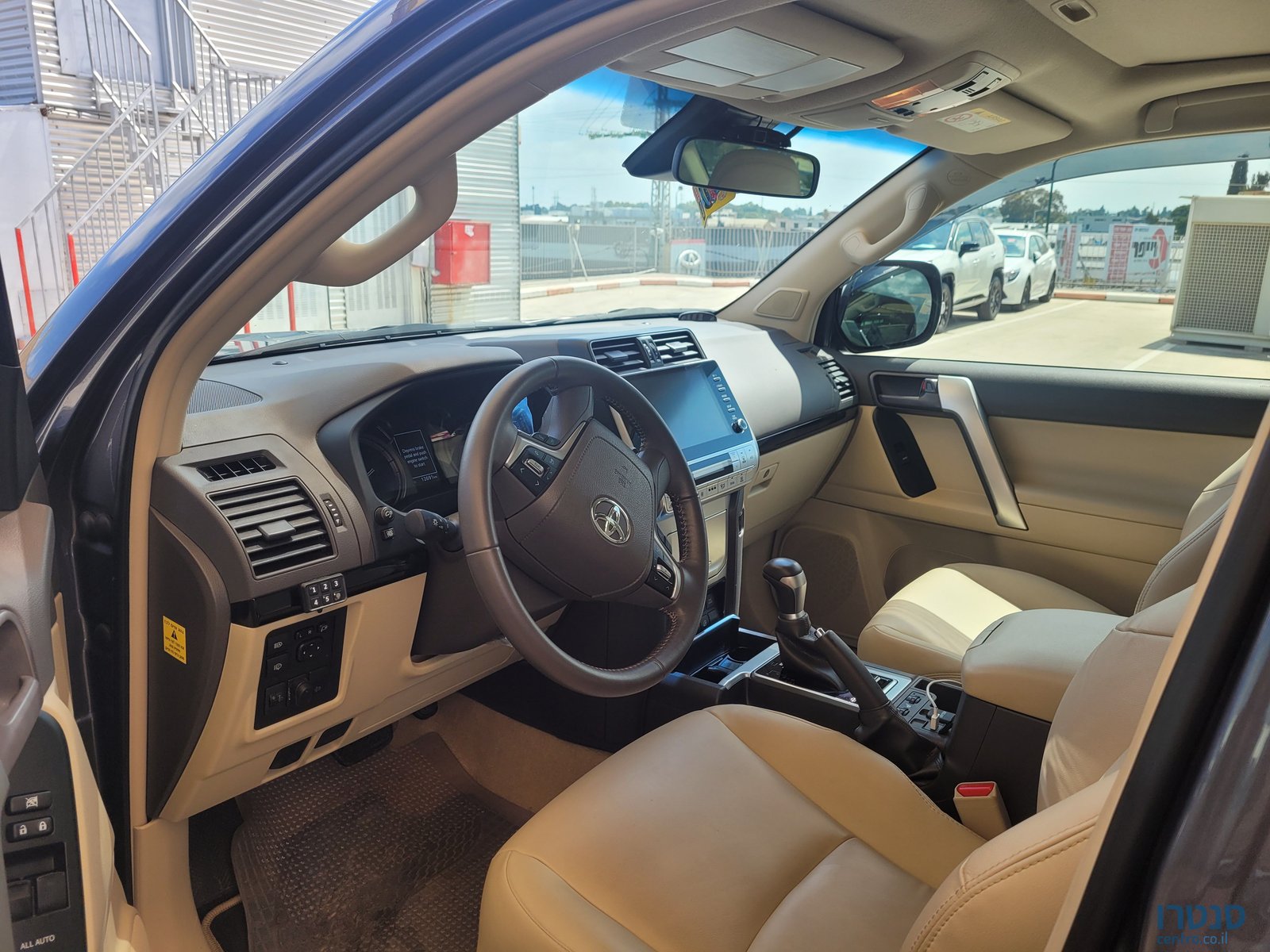 2022' Toyota Land Cruiser טויוטה לנד קרוזר photo #4