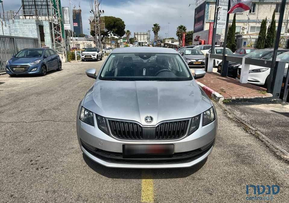 2018' Skoda Octavia סקודה אוקטביה photo #2