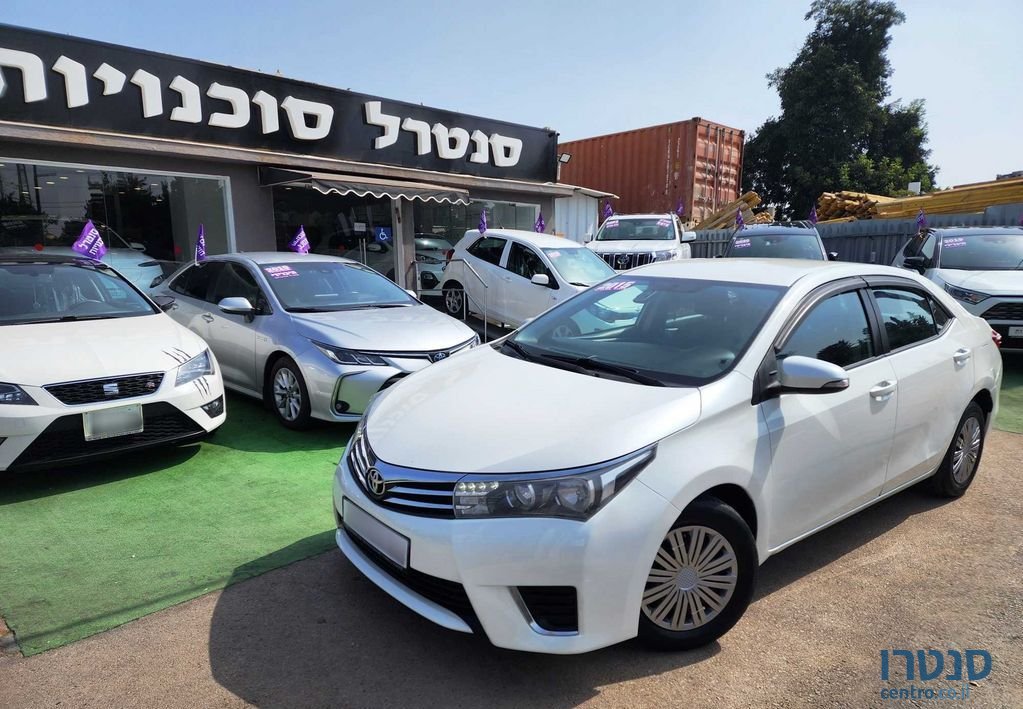 2015' Toyota Corolla טויוטה קורולה photo #1
