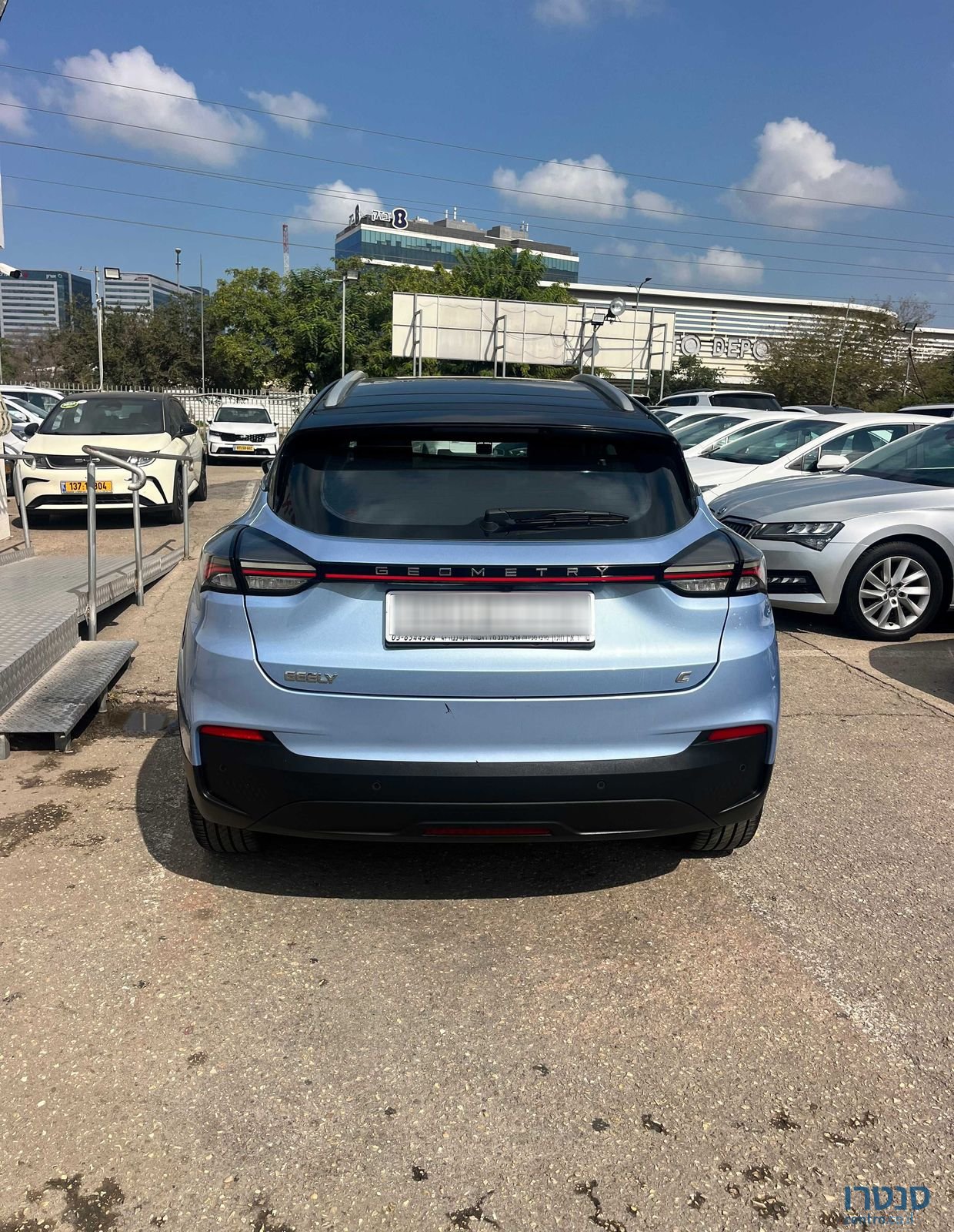 2023' Geely Geometry C ג׳ילי photo #4