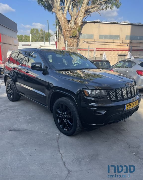 2018' Jeep Grand Cherokee ג'יפ גרנד צ'ירוקי photo #4