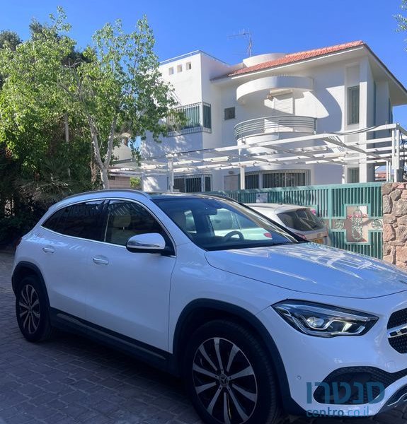 2021' Mercedes-Benz GLA מרצדס photo #3