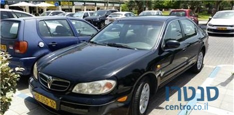 2001' Nissan Maxima photo #1