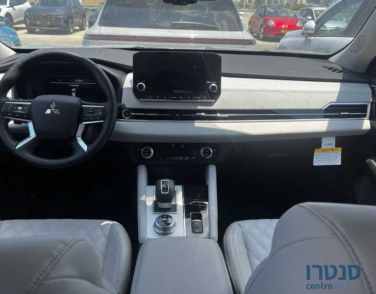 2024' Mitsubishi Outlander מיצובישי אאוטלנדר photo #2