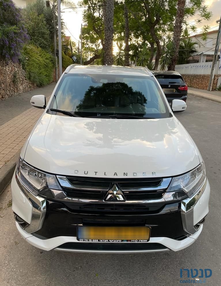 2018' Mitsubishi Outlander מיצובישי אאוטלנדר photo #3